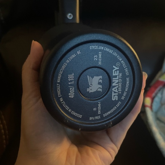 Stanley Midnight Black Quencher Tumbler - Picture 2 of 5